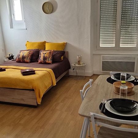 Le Sixty Appartement Saint Gaudens Kamer foto